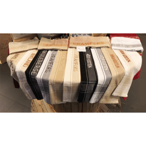 Broderade kökshanddukar