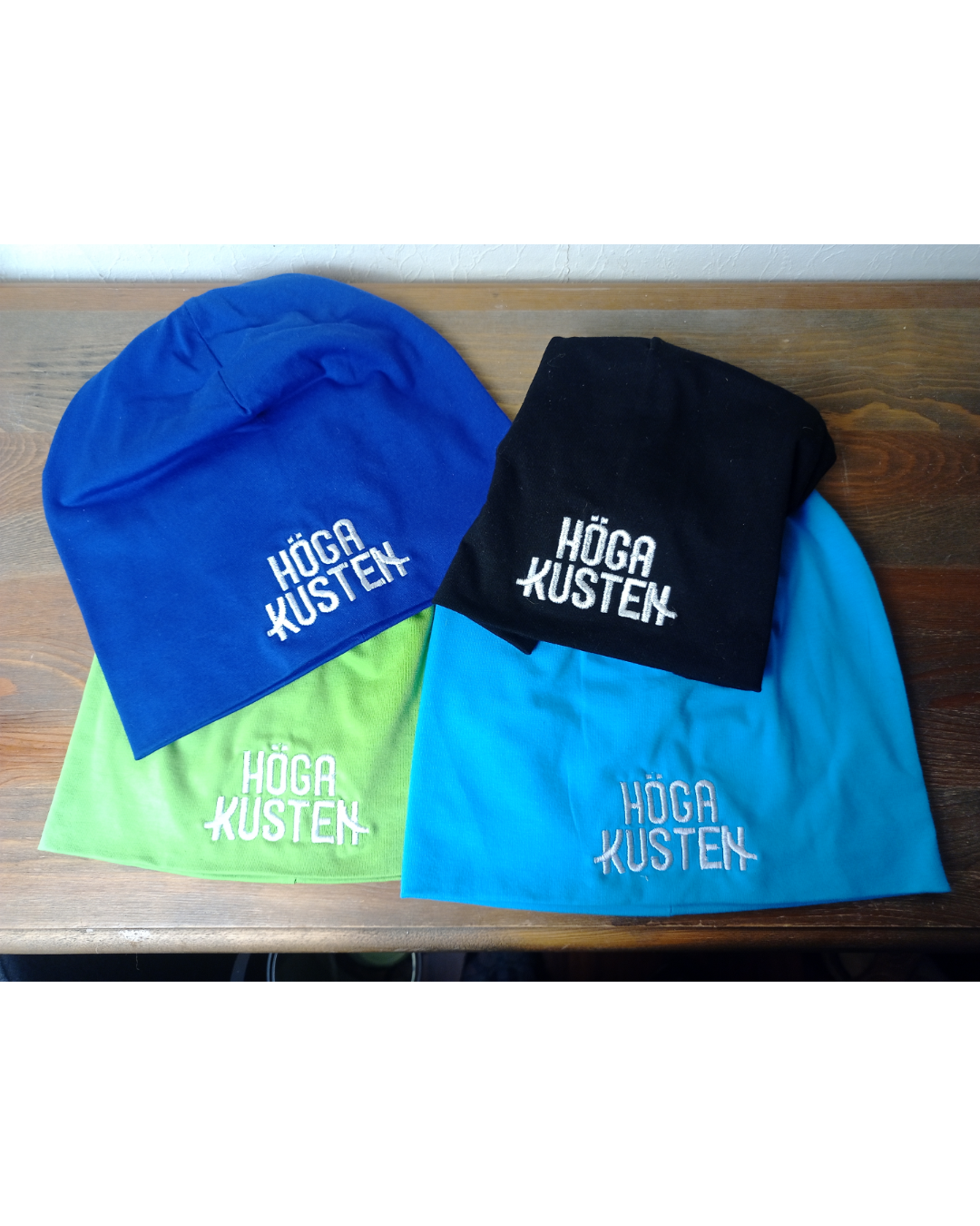 Mössa med text Höga Kusten